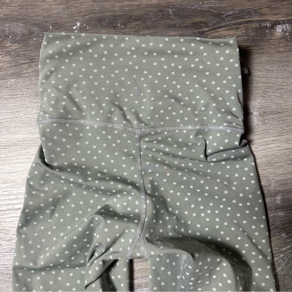 Nike Yoga Dri-Fit High Rise 7/8 Leggings Polka Dot - Picture 6 of 8